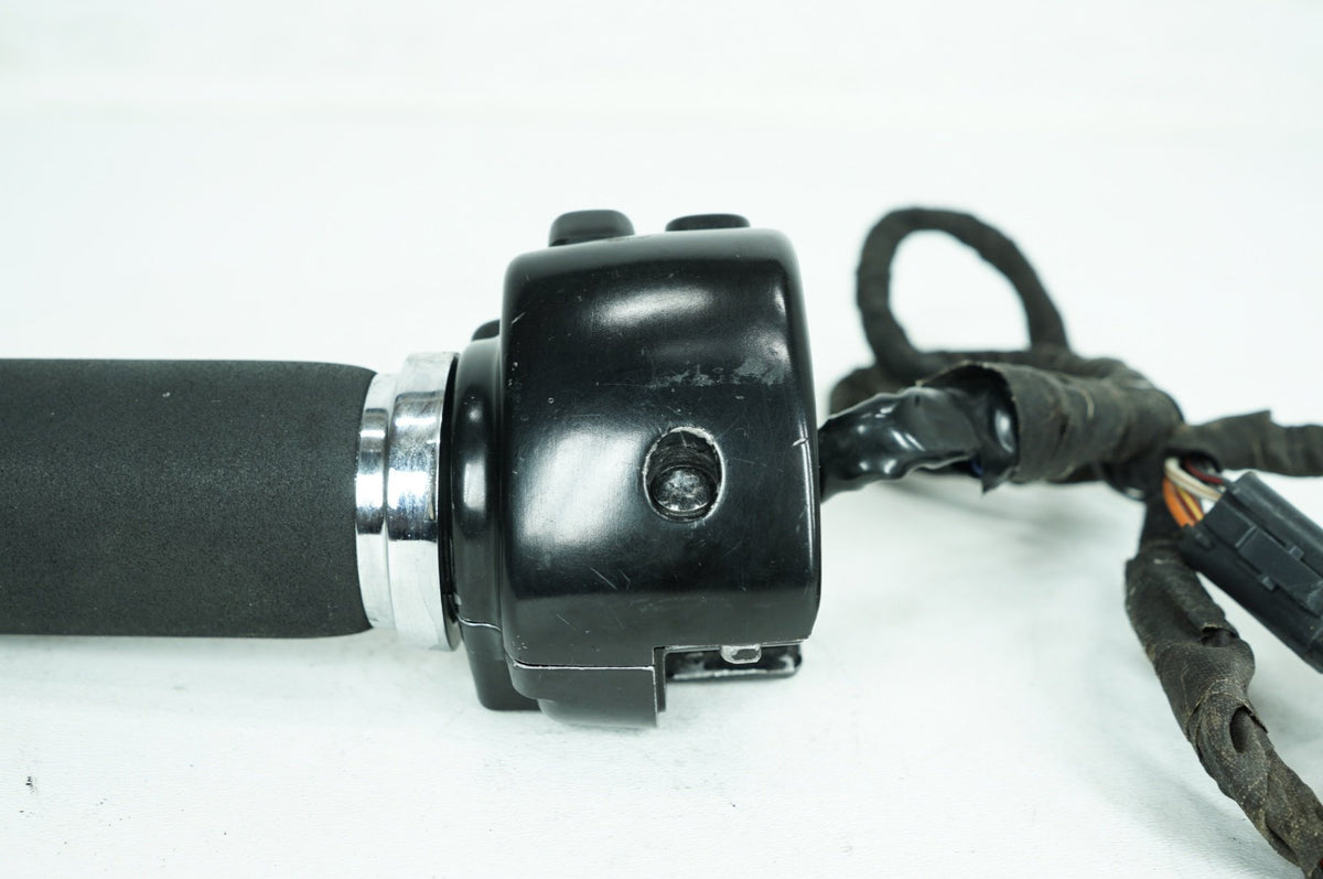 01 Harley Touring FLHRI Road King OEM Right Engine Start Kill Switches Controls