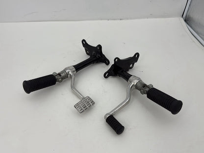 2003 Harley Sportster XL1200C 1200 Custom Anniversary OEM Left Right Foot Brake Control Pegs