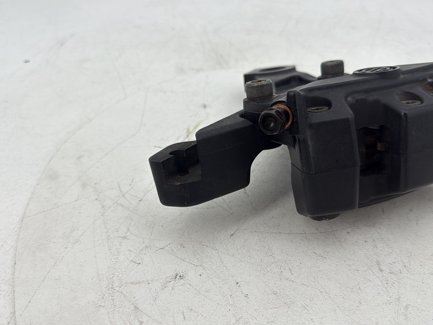2008 - 2016 Harley-Davidson Touring Electra Glide Ultra Rear Back Brake Caliper w/ Bracket 44080-08C