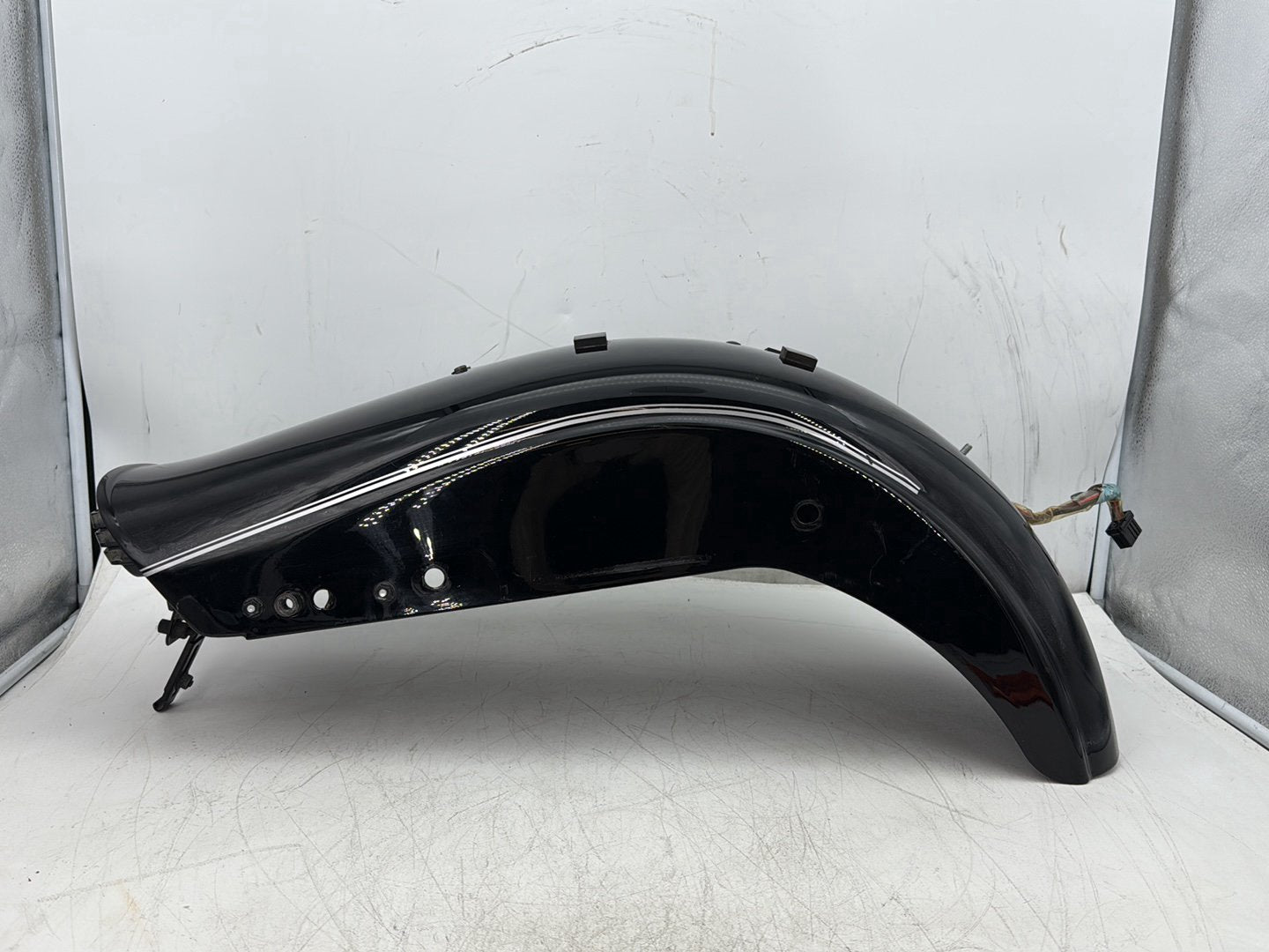2010 Harley Dyna Fat Bob FXDF OEM Rear Wheel Fender Panel