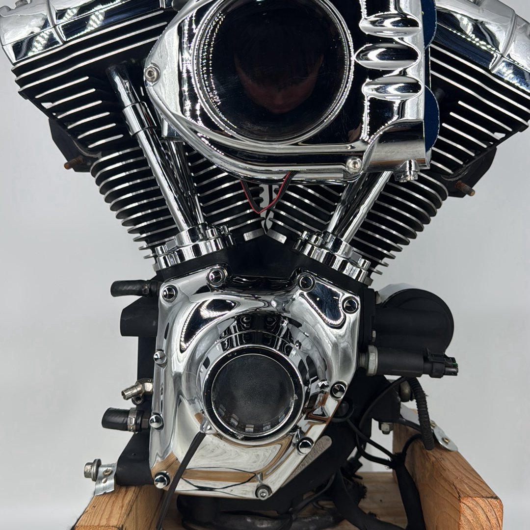 1999 - 2006 Harley-Davidson Touring Electra Glide Classic EFI Twin Cam 88 Engine Motor  	16125-01