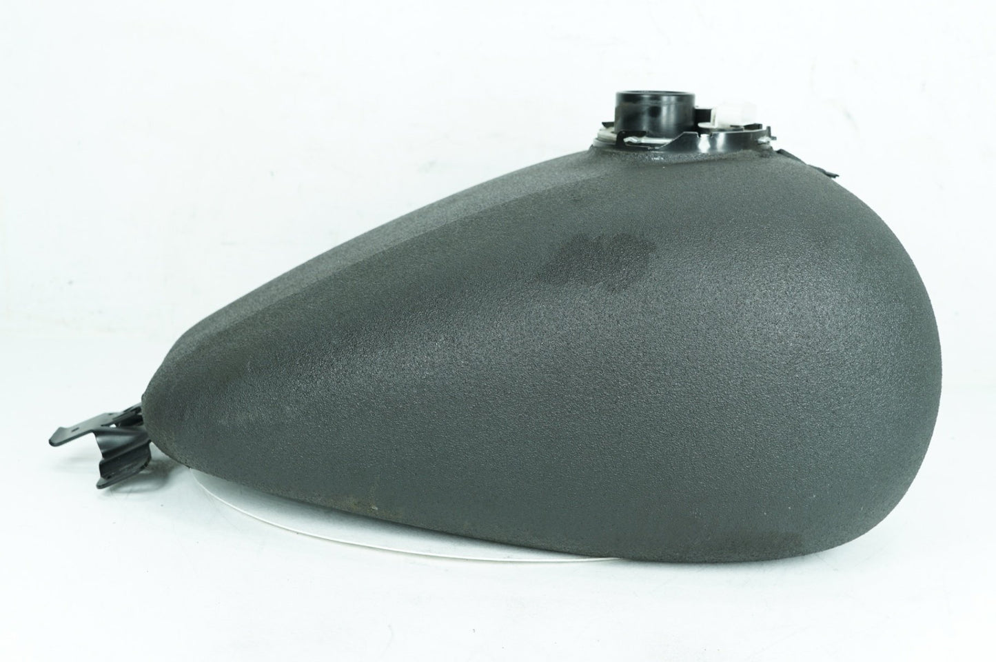 2008 - 2016 Harley-Davidson Touring Street Glide Fuel Gas Tank Gasoline Reservoir 61356-08