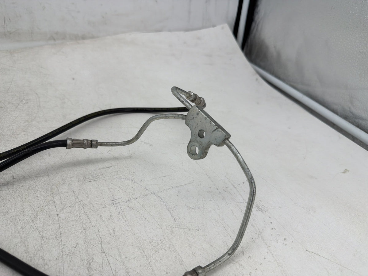 2013 Harley Electra Glide Touring FLHTCU OEM Front Brake Hose Line Pipe NON-abs