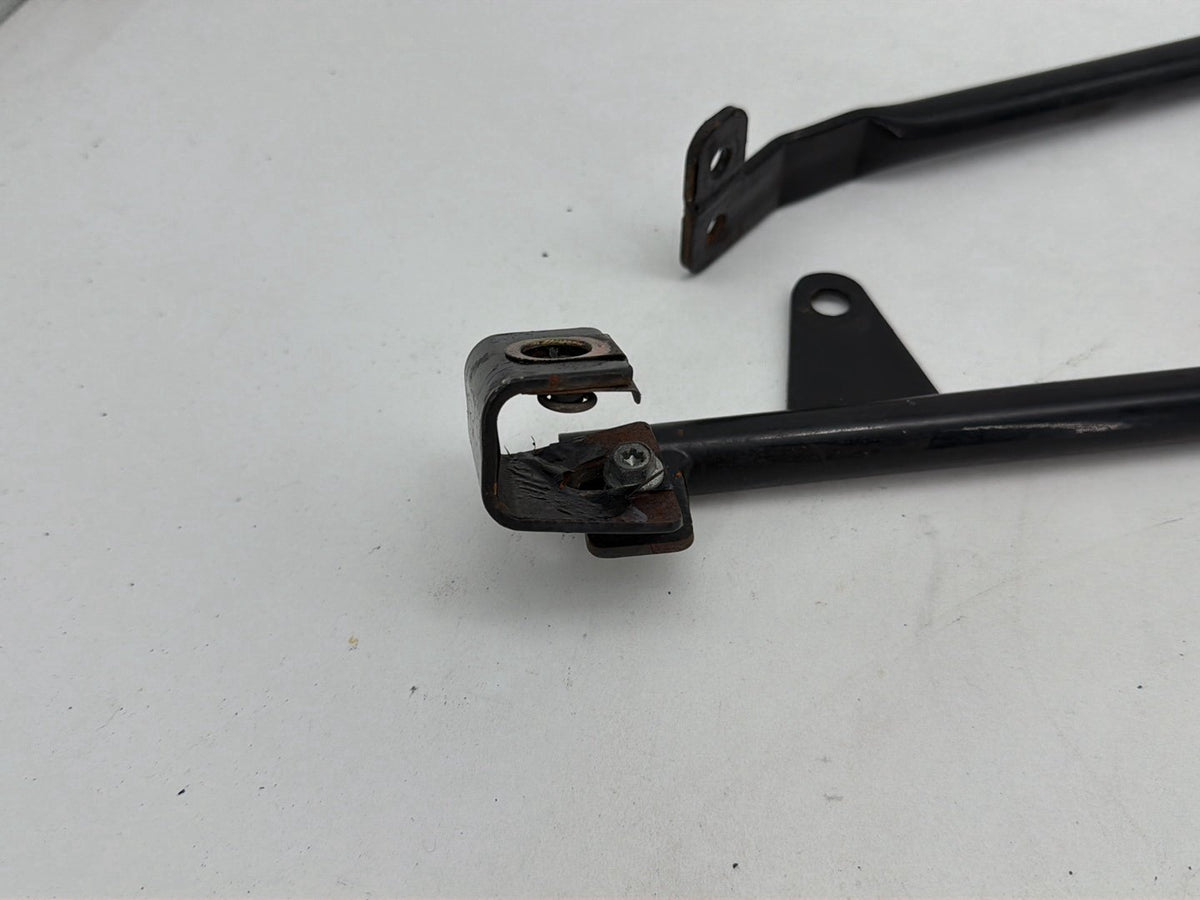 05 Harley Softail Springer FLSTSCI OEM Rear Left Right Saddlebag Guard Rails Bar