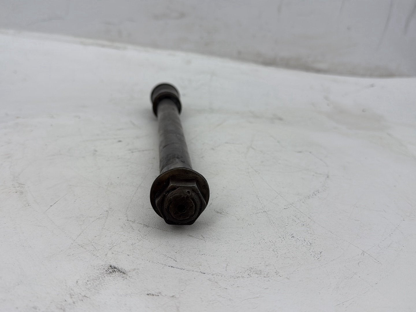 2006 Harley Dyna Super Glide Custom FXDCI OEM Rear Wheel Axle Bolt Shaft