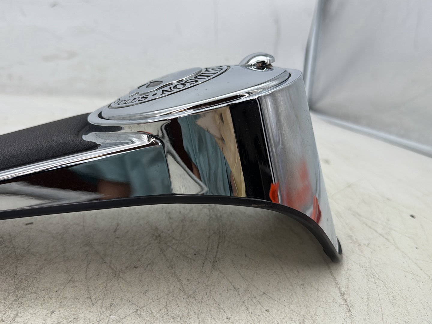 2007 Harley Touring FLHTC Electra Glide Classic OEM Fuel Gas Tank Dash Console NOKey