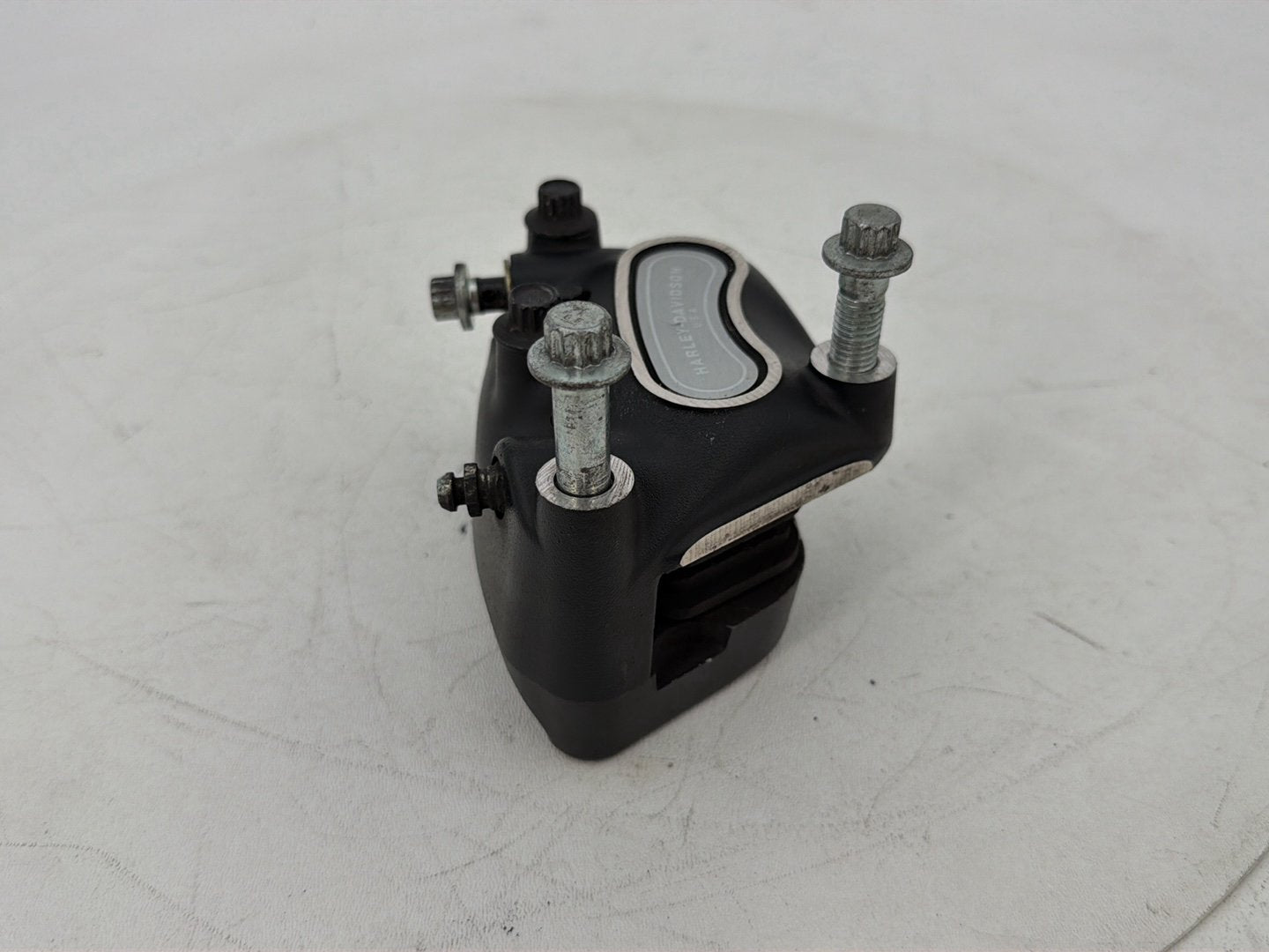 2007 - 2017 Harley-Davidson Dyna Super Glide Custom Front Left 1 Brake Caliper 44046-00D