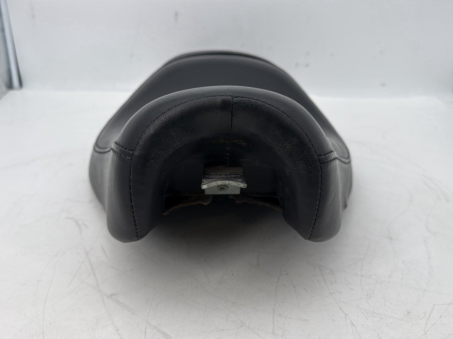 2004 - 2013 Harley-Davidson Sportster 1200 Custom Passenger Rider Driver Seat Saddle
