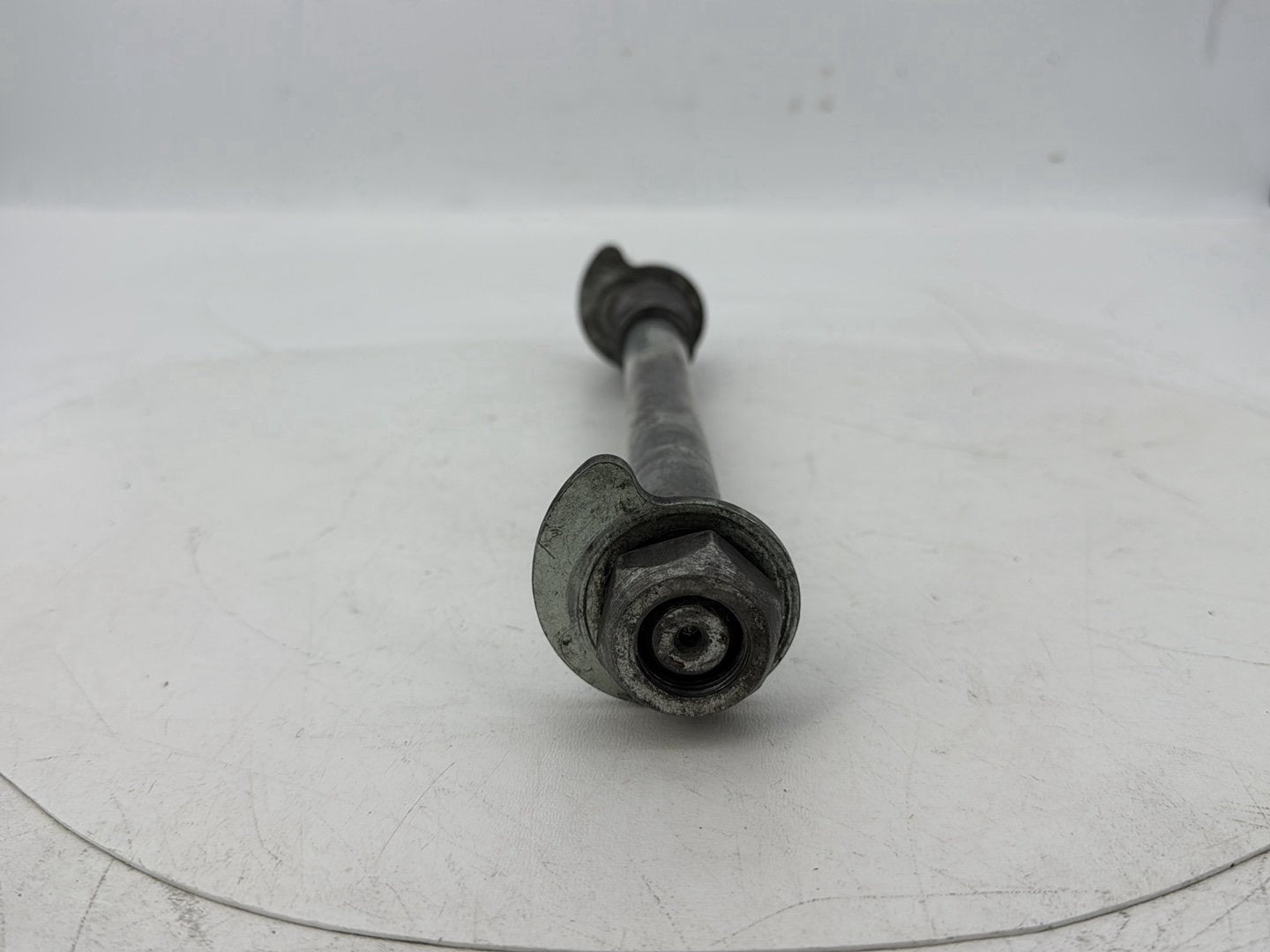 1999 - 2006 Harley-Davidson Touring CVO Screamin Eagle Road King Rear Wheel Axle Bolt Shaft 41056-02