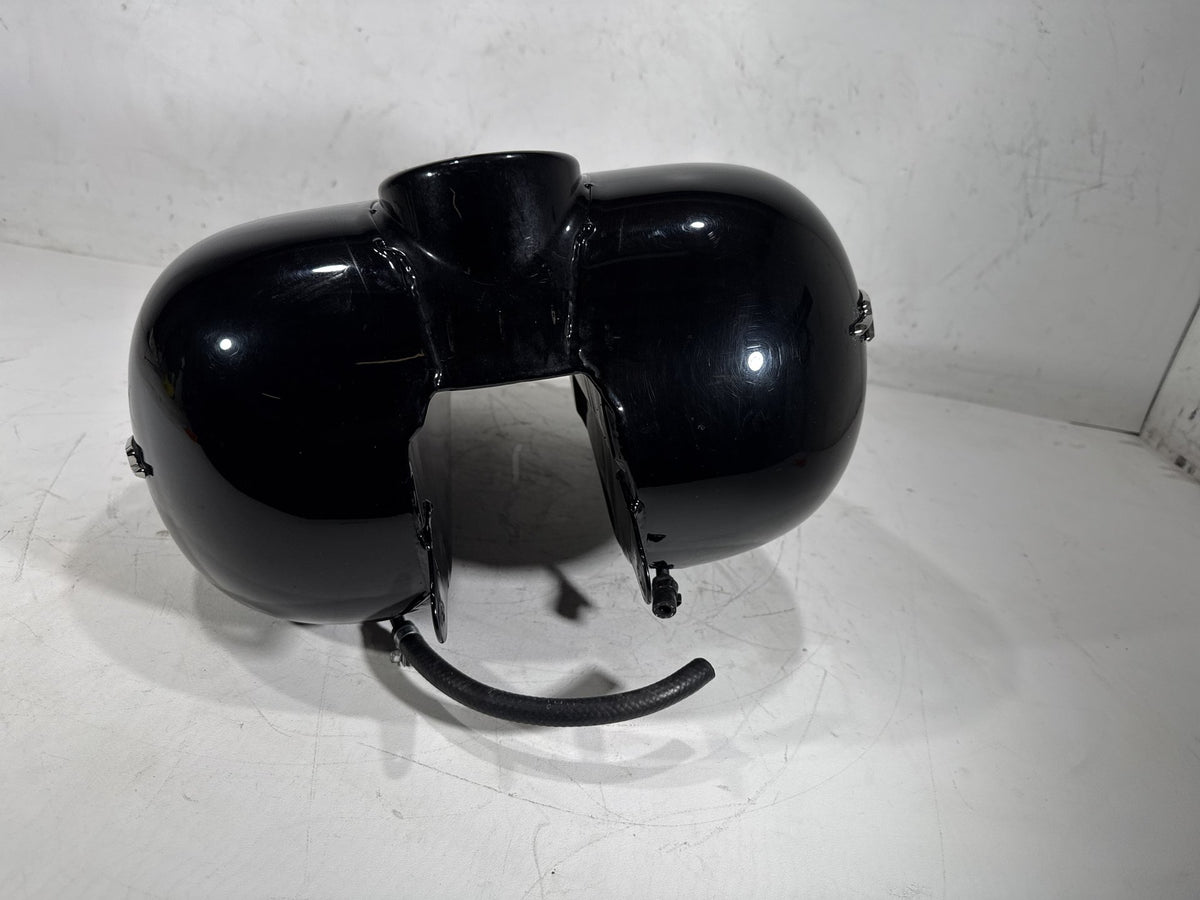 2006 Harley Street Glide Touring FLHX OEM Fuel Gas Tank Gasoline Reservoir
