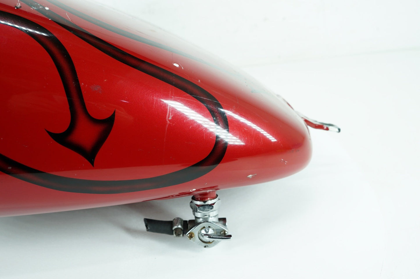 2000 - 2006 Harley-Davidson Softail Heritage Classic Gas Gasoline Fuel Tank Reservoir  62180-00D