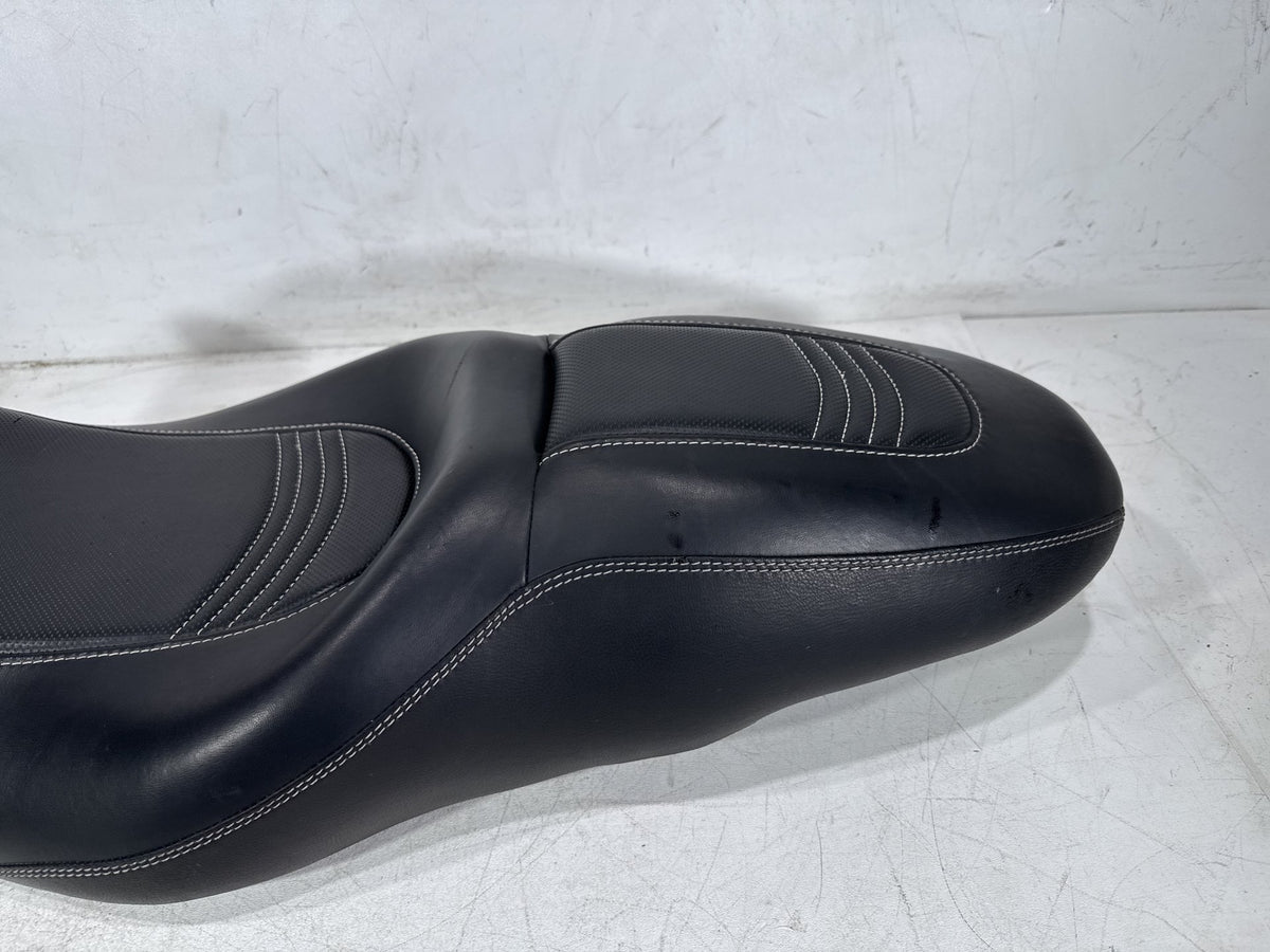 2012 Harley Street Glide Touring FLHX OEM Passenger Rider Driver Seat Saddle