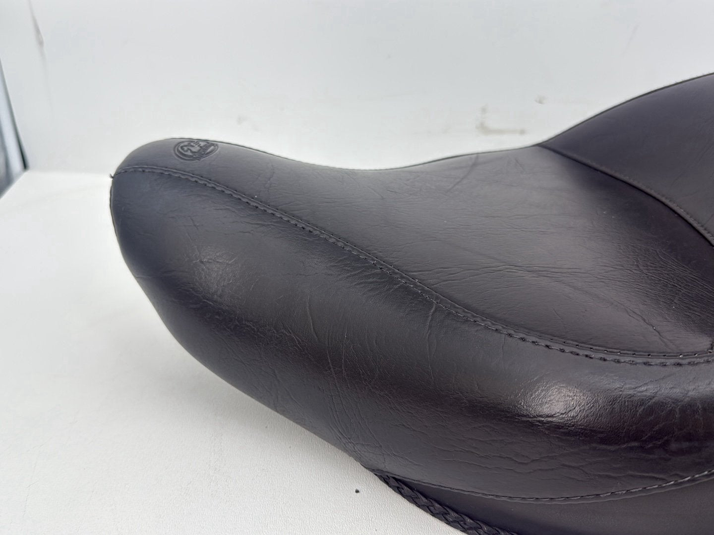 2004 - 2022 Harley-Davidson Sportster 1200 Nightster Rider Driver Solo Seat Pillion MUSTANG