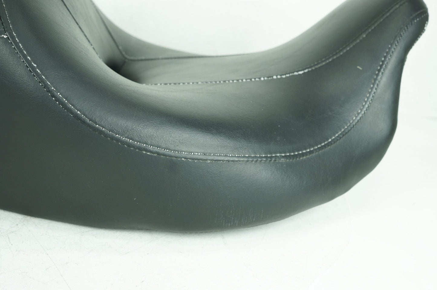 2008 - 2016 Harley-Davidson Touring Electra Glide Ultra Passenger Rider Driver Seat Saddle 52164-09B