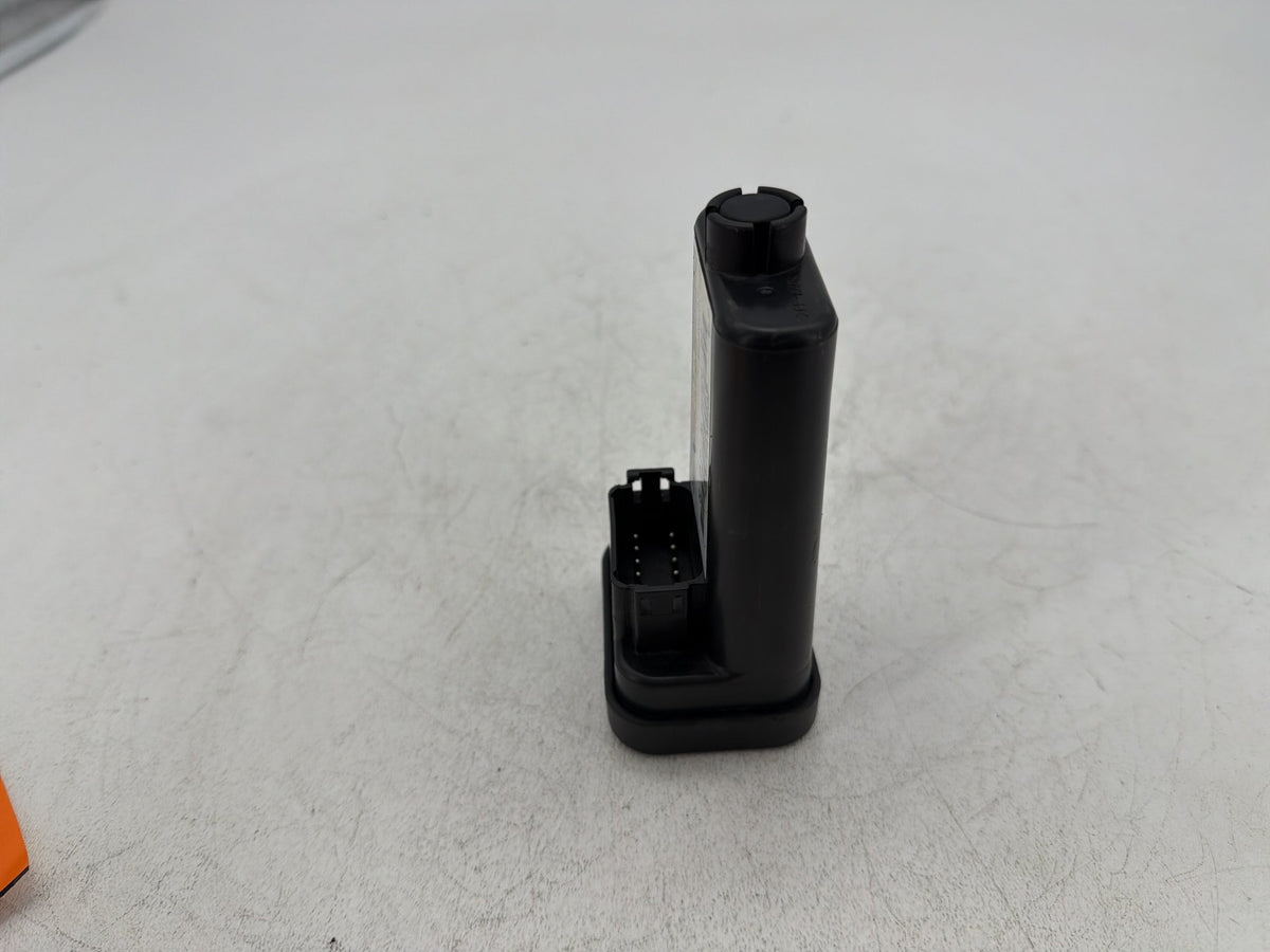 2011 Harley Road King Touring FLHR OEM Turn Signal Security Module TSSM