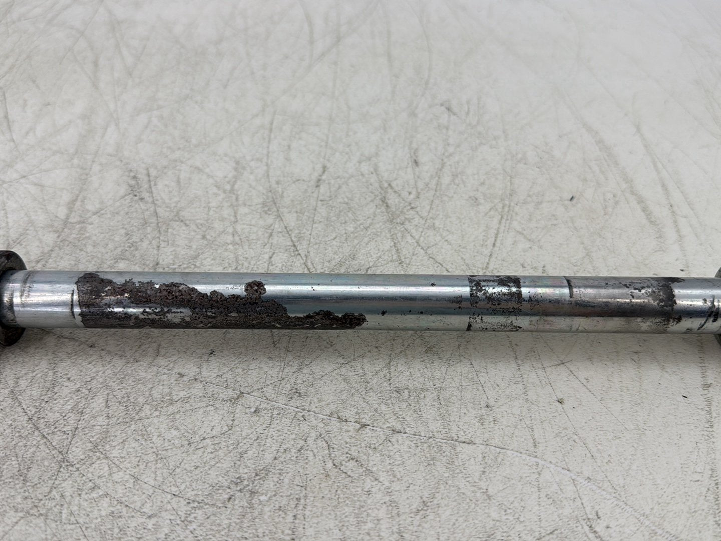 2004 Harley Dyna Super Glide FXDI OEM Rear Wheel Axle Bolt Shaft