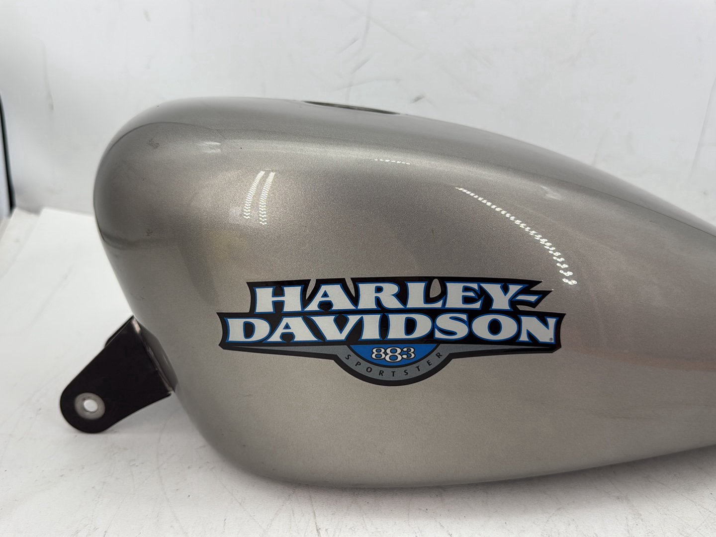 2009 Harley Sportster 883 Low XL883L OEM Fuel Gas Tank Gasoline Reservoir