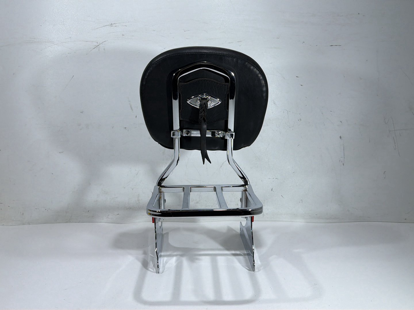 2011 Harley Heritage Softail Classic OEM Rear Sissy Bar w/ Backrest Cushion Pad