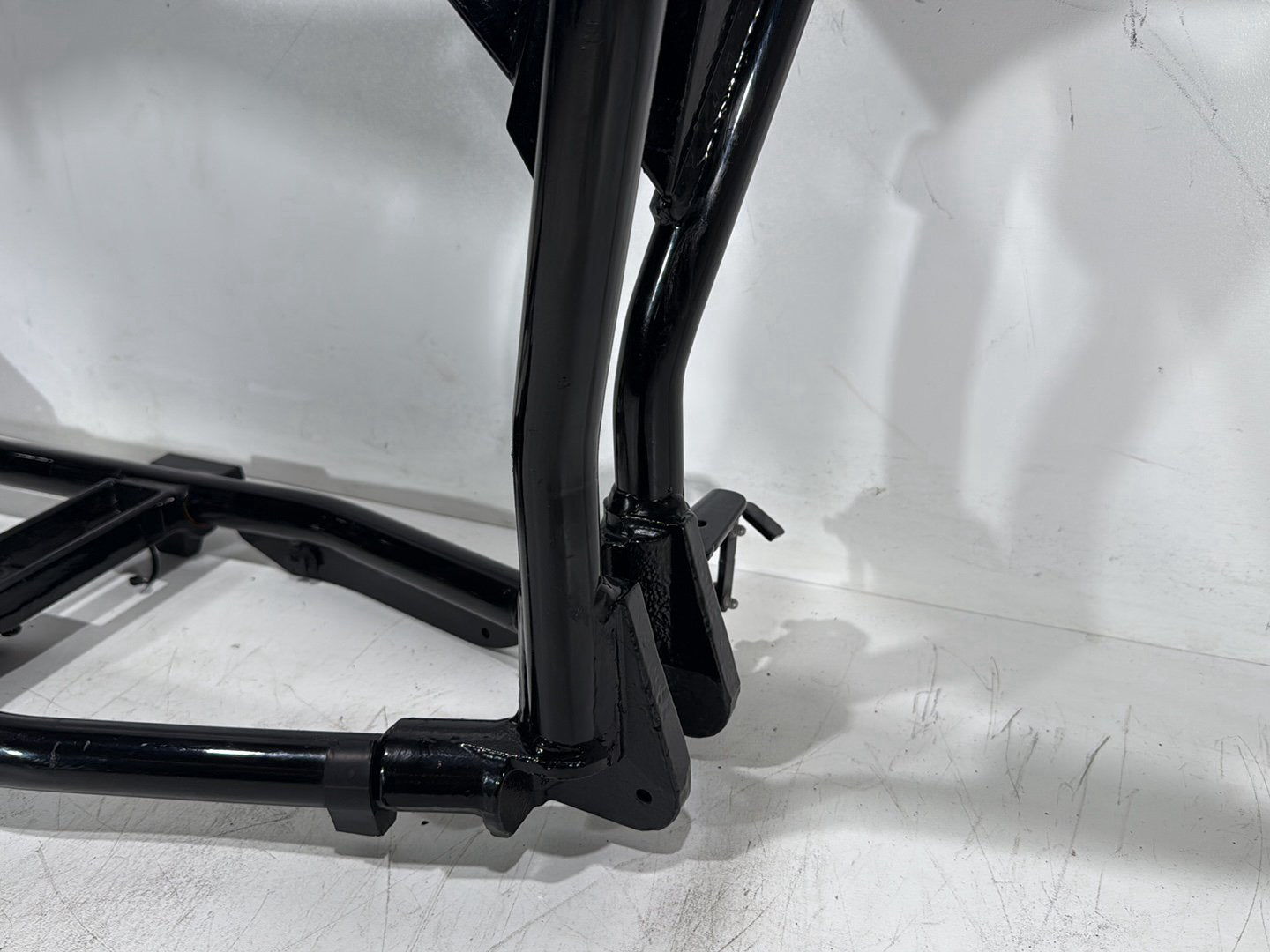 2015 Harley Dyna Low Rider FXDL OEM Body Main Frame Chassis SLVG