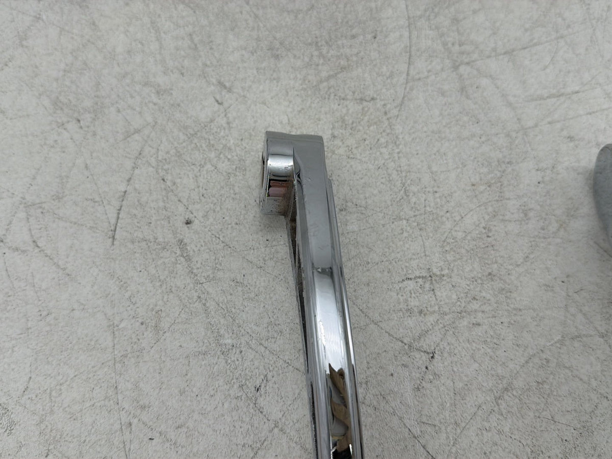 2009 Harley Road Glide Touring FLTR OEM Gear Shifter Lever Pedal Pedals