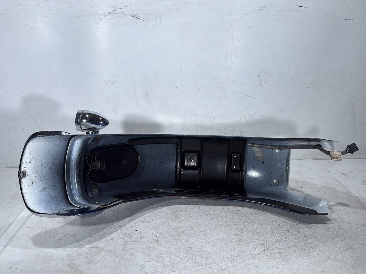 2015 Harley Softail Deluxe FLSTN OEM Rear Wheel Fender & Turn Signals Bar
