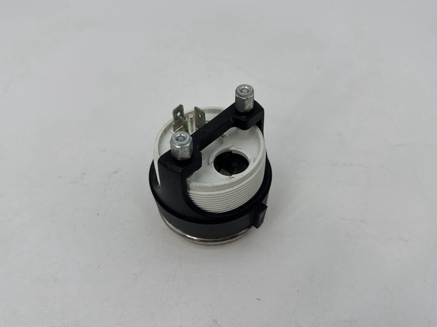 2007 - 2012 Harley-Davidson Touring Road Glide Battery Volt Meter Gauge 	75167-01A