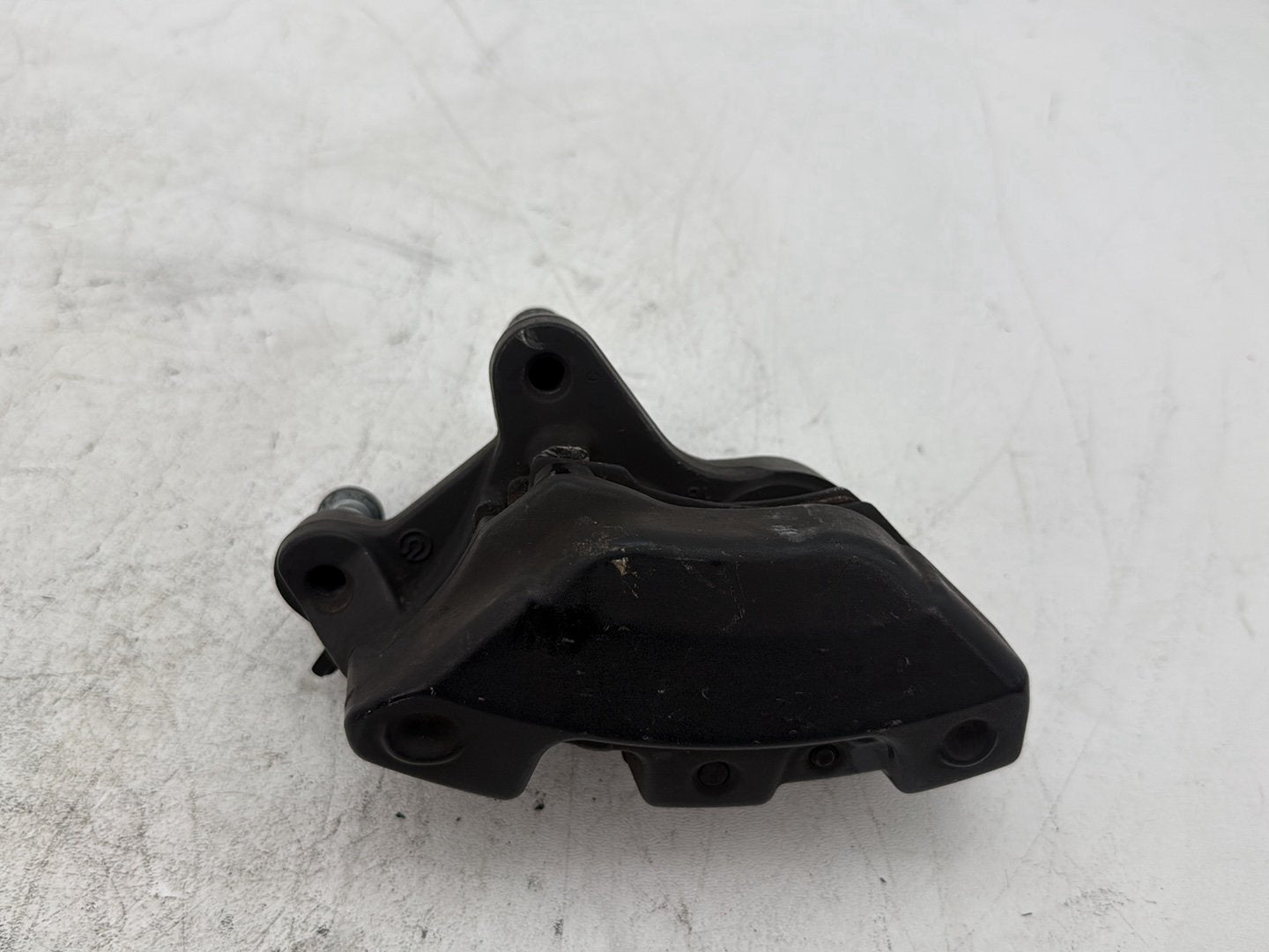 2018 Harley Electra Glide Touring Ultra FLHTCU OEM Front Left 1 Brake Caliper