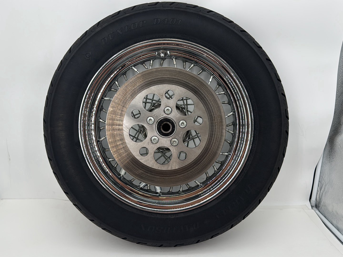 1999 - 2006 Harley-Davidson Dyna Wide Glide Rear Wheel Rim Tire Spoked 40975-86C