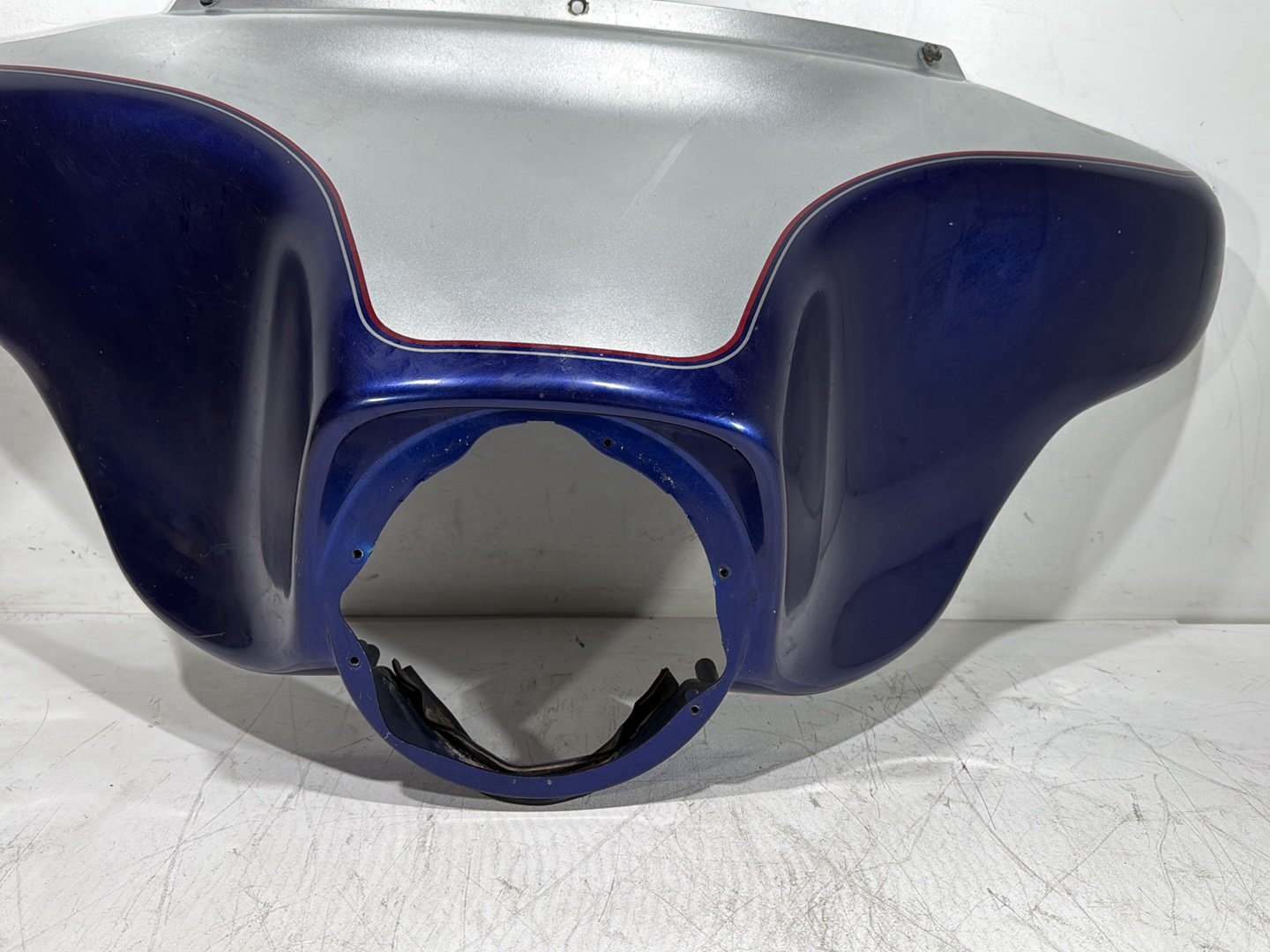 2006 Harley Touring FLHTCI Electra Glide Classic OEM Front Outer Batwing Fairing Cover