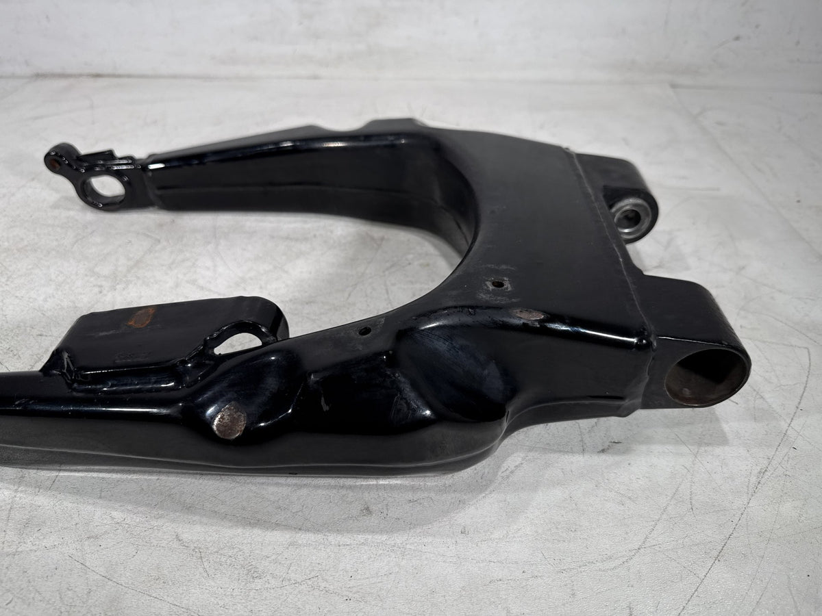 2009 Harley Electra Glide Touring Ultra OEM Rear Fork Swingarm Swing Arm