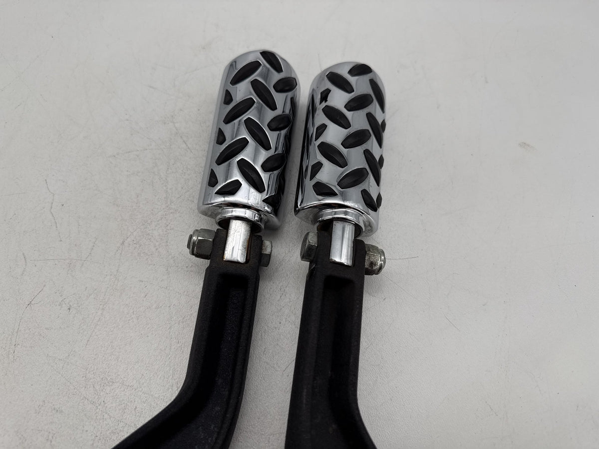 2007 Harley Dyna Super Glide FXD OEM Passenger Left & Right Foot Pegs