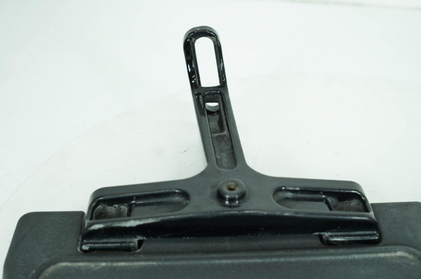 2008 - 2016 Harley-Davidson Touring Electra Police Left & Right Passenger Floorboard Foot Rest 52719-93