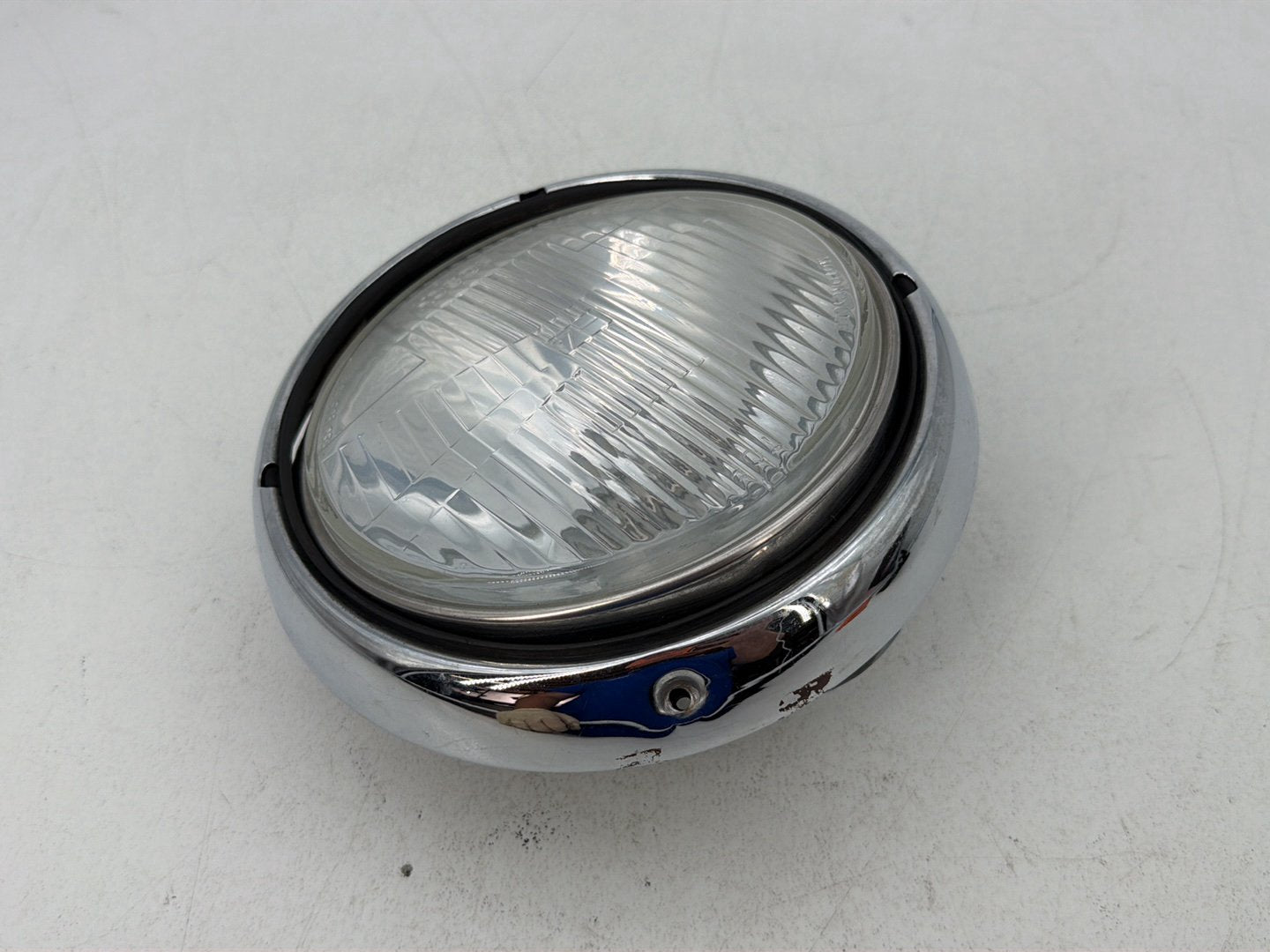 1984 - 1998 Harley-Davidson Touring Electra Glide Classic Headlight Headlamp Head Light Halogen 67702-81A