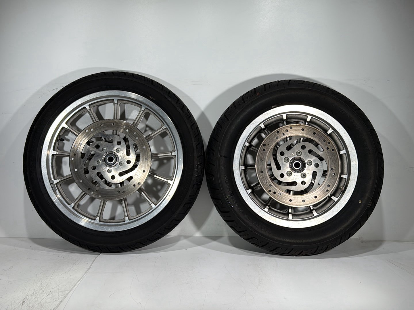 2002 Harley Dyna FXD Super Glide OEM Front & Rear Wheel Rim Tire