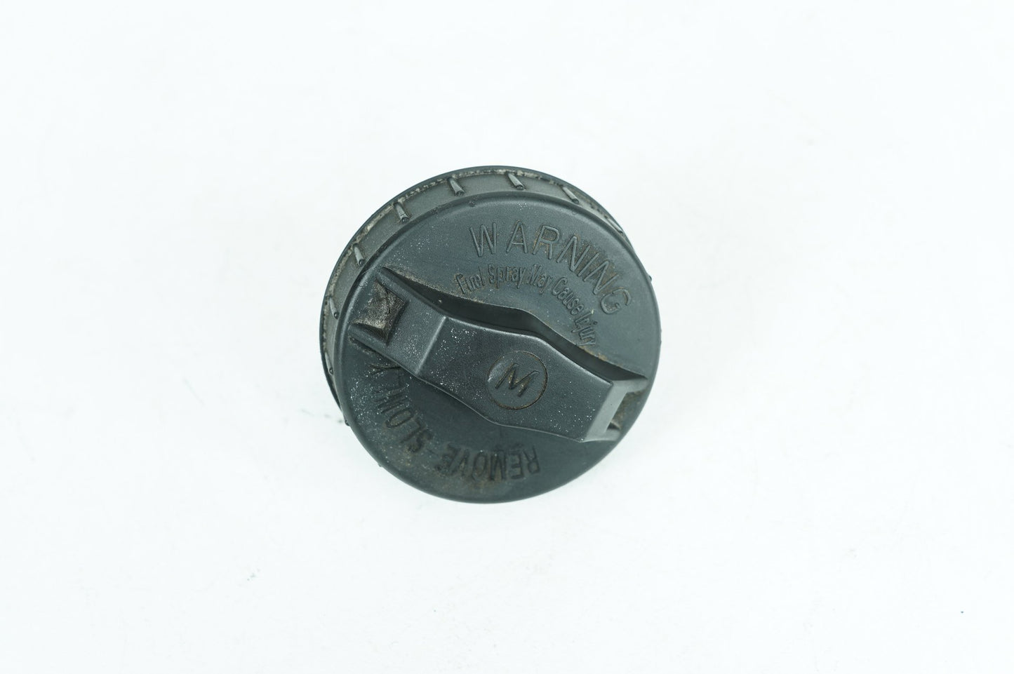 1999 - 2006 Harley-Davidson Touring Electra Glide Classic Fuel Gas Tank Cap Bushing Hub 61274-92