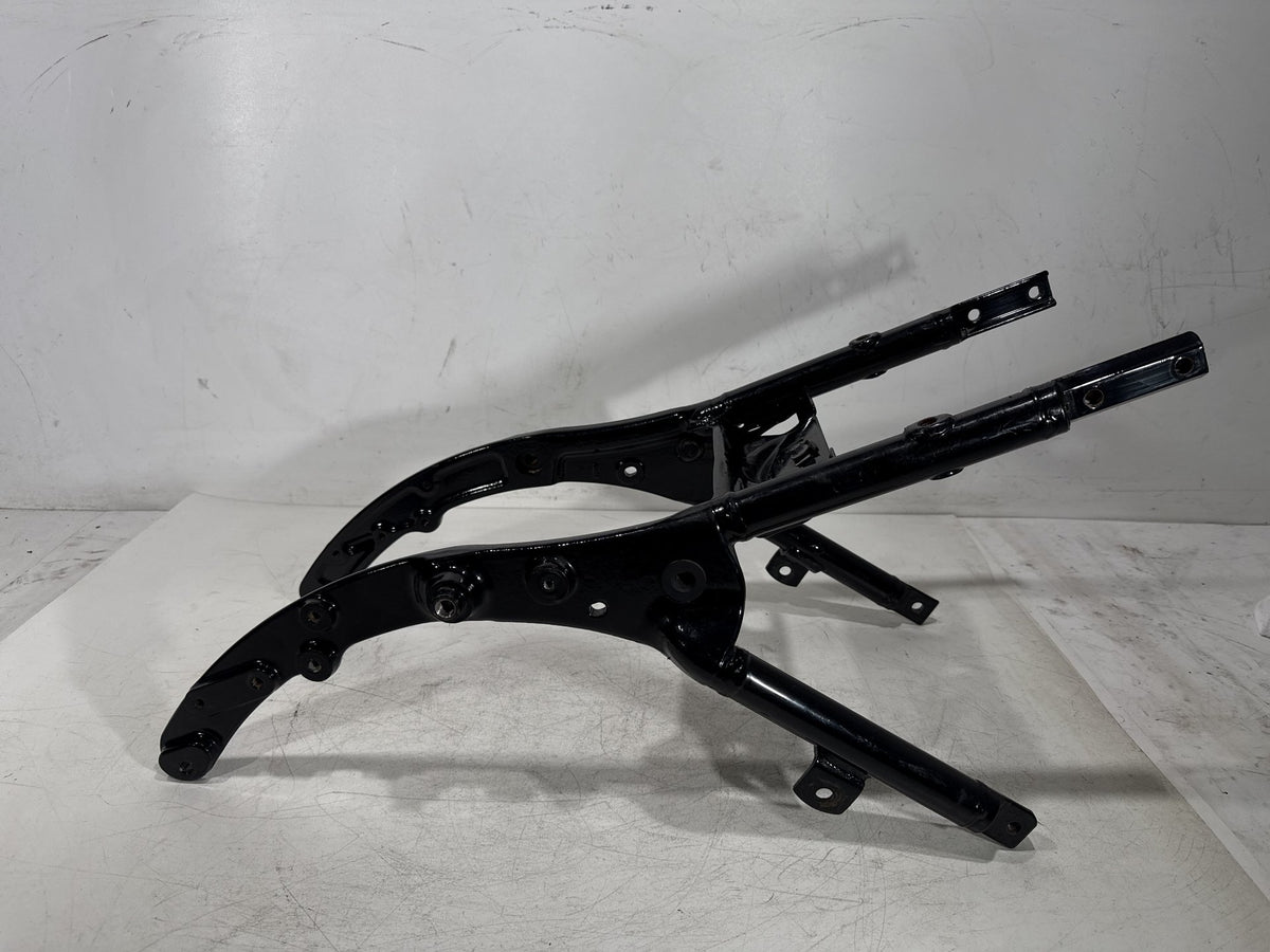 10 Harley Road King Touring Police OEM Rear Back Sub Frame Rail Bar 48079-09BHP