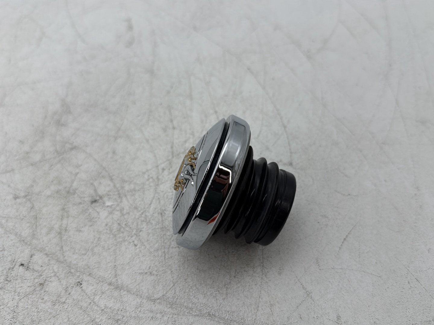 2000 Harley Dyna FXDWG Wide Glide OEM Fuel Cap Gas Tank Bushing Hub