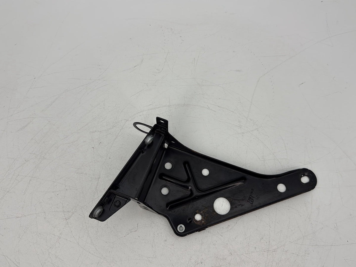2015 Harley Touring FLHXS Street Glide OEM Fairing Support Bracket Mounting Holder