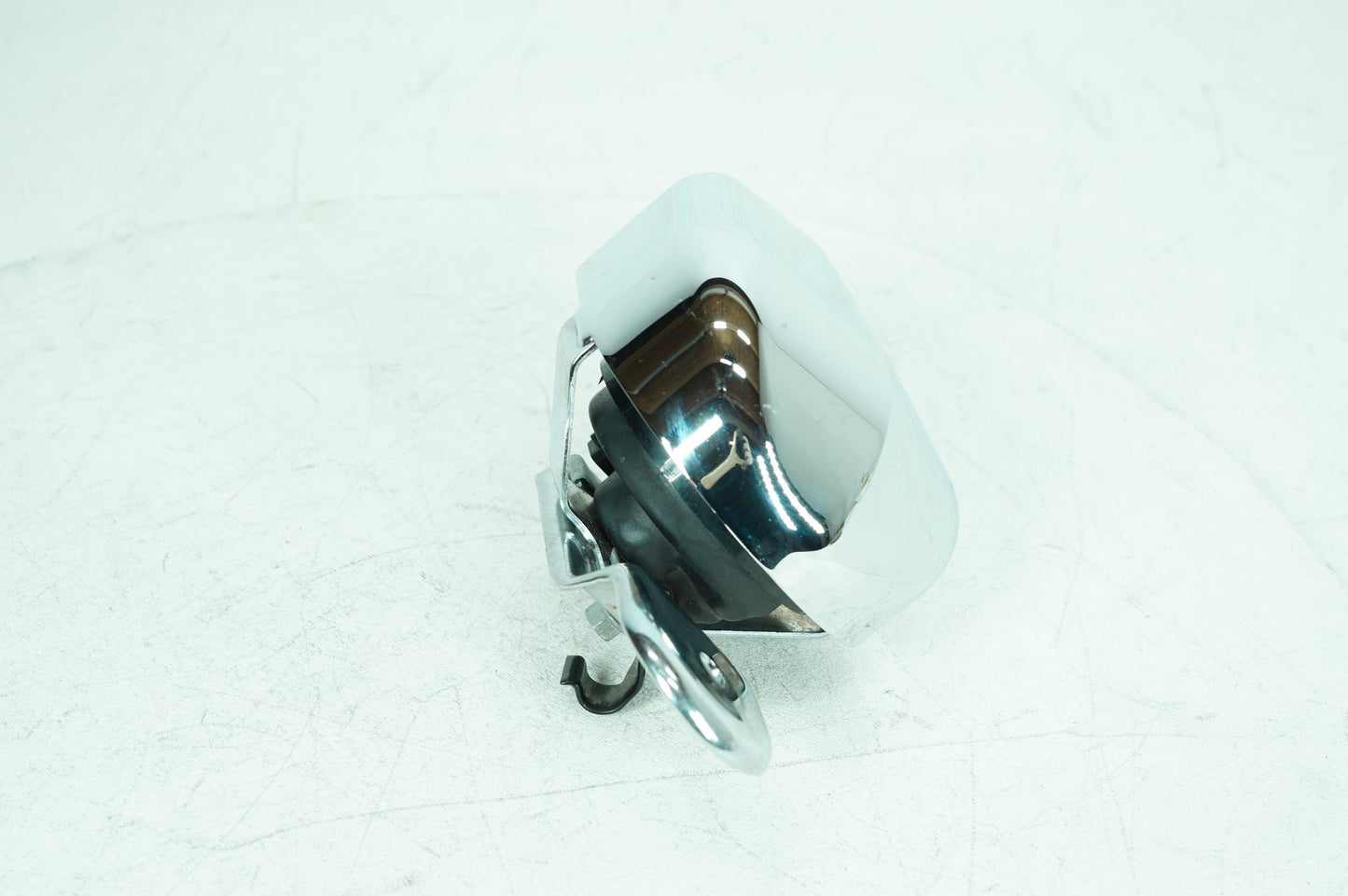 2007 - 2016 Harley-Davidson Touring CVO Street Glide Screamin Horn Signal Klaxon Chrome Cover 69012-93A