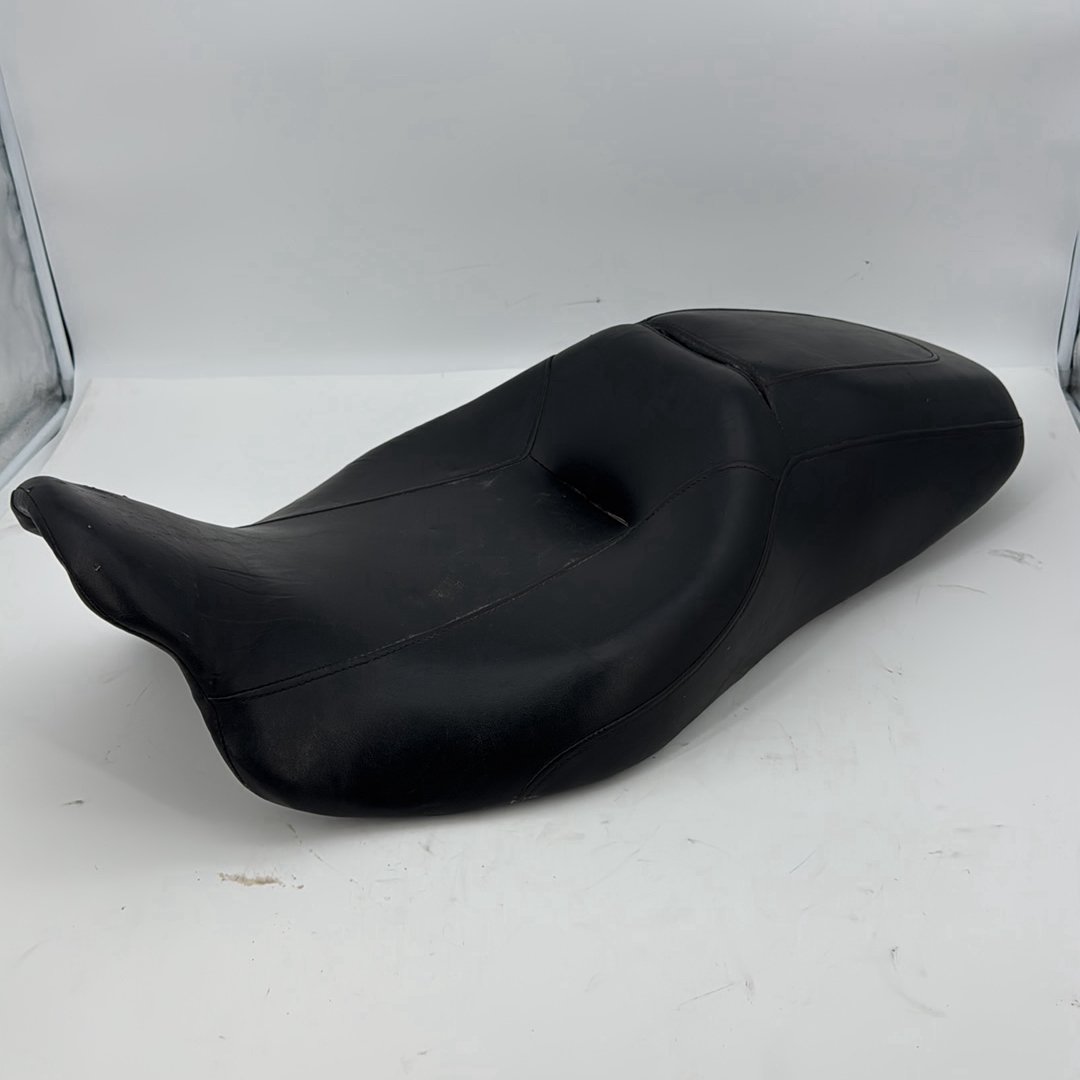 2008 - 2016 Harley-Davidson Touring Street Glide Passenger Rider Driver Seat Saddle 52320-11