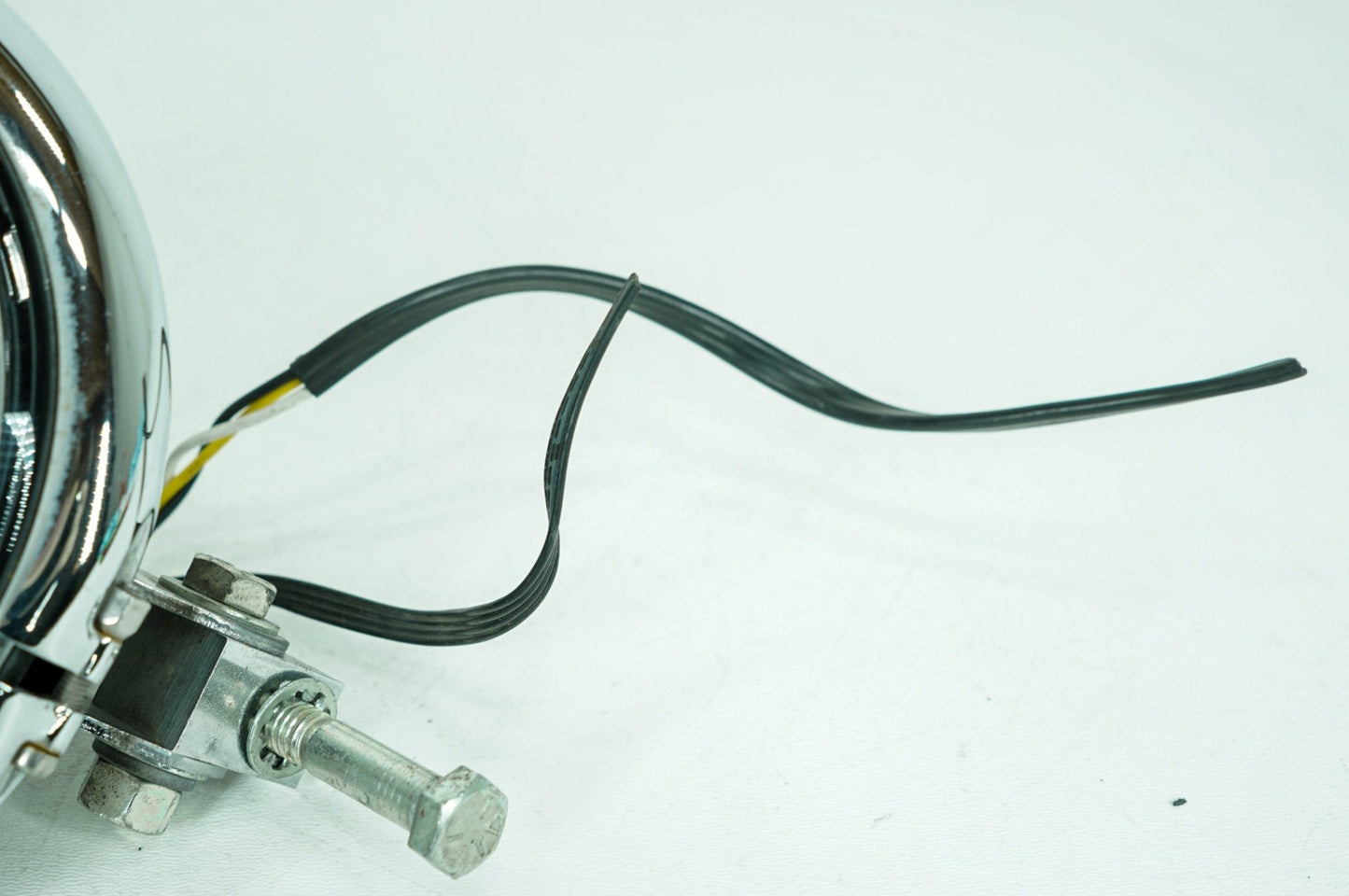 1999 - 2006 Harley-Davidson Dyna Wide Glide Headlight Headlamp Head Lamp Light LED 67698-81D