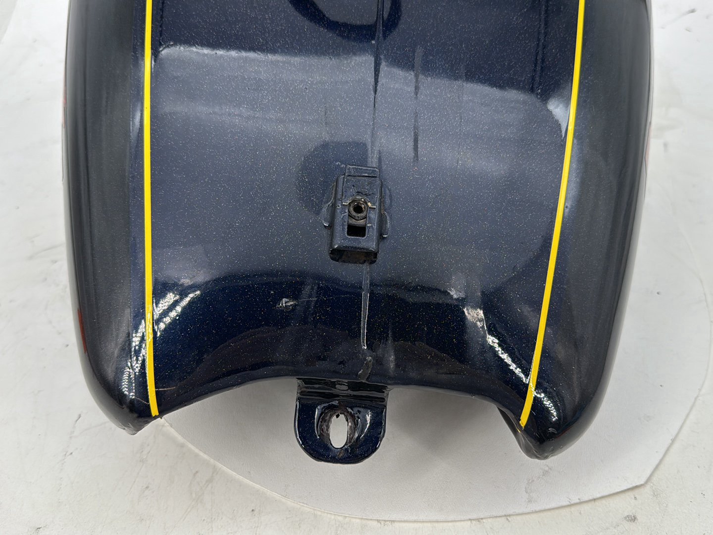 2005 Harley Road Glide Touring FLTRI OEM Fuel Gas Tank Gasoline Reservoir