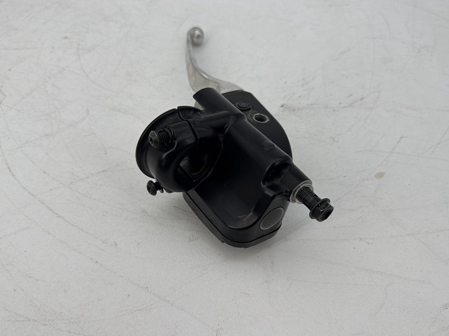 2008 - 2016 Harley-Davidson Touring Electra Glide Ultra Front Right Brake Lever Master Cylinder