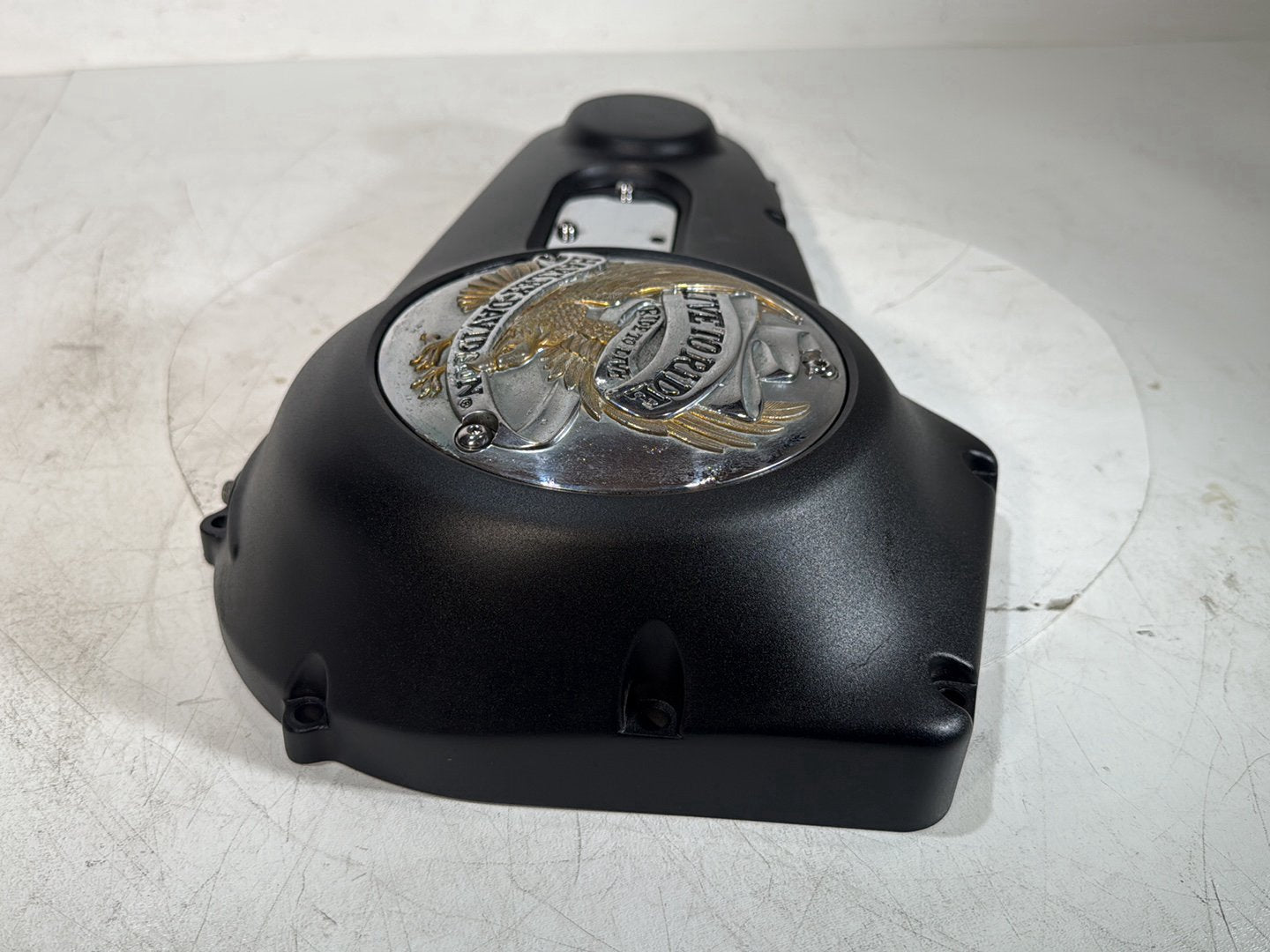 1986 - 1998 Harley-Davidson Softail Heritage Classic Outer Primary Clutch Cover 60543-95 , 25416-70A