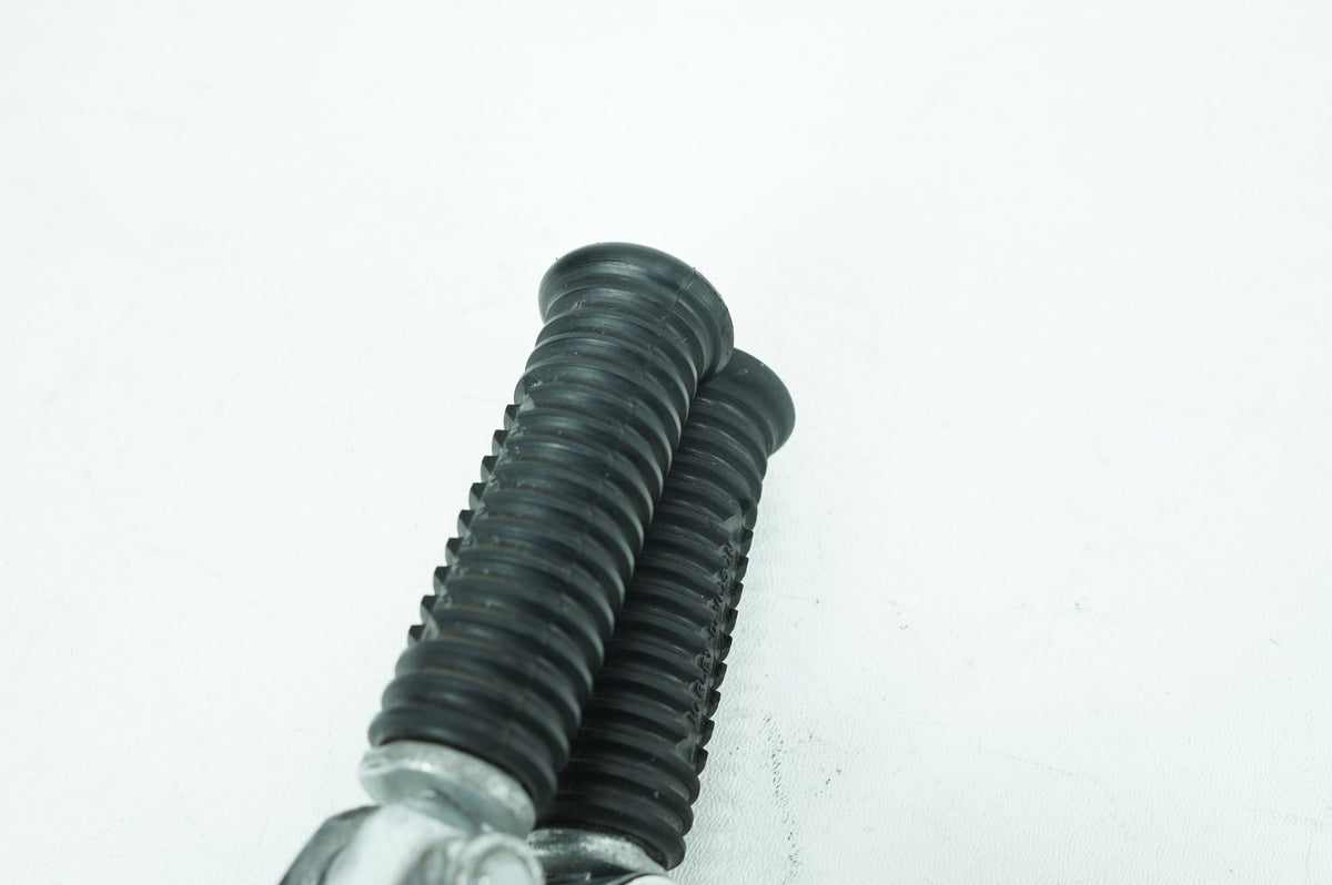 2007 Harley-Davidson Sportster XL883 Foot Pegs Left & Right 49314-04