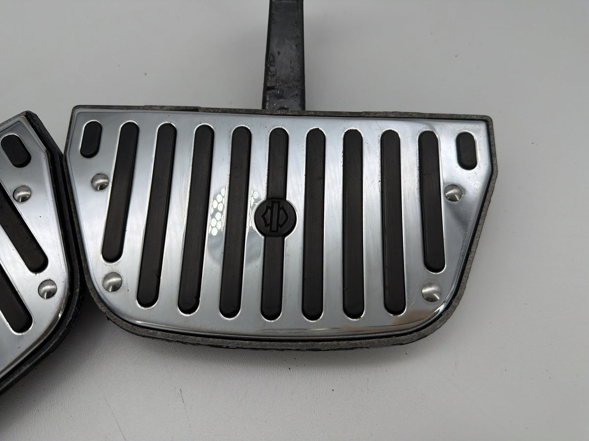 2006 Harley Electra Glide Touring Classic OEM Left & Right Passenger Floorboard Foot Rest