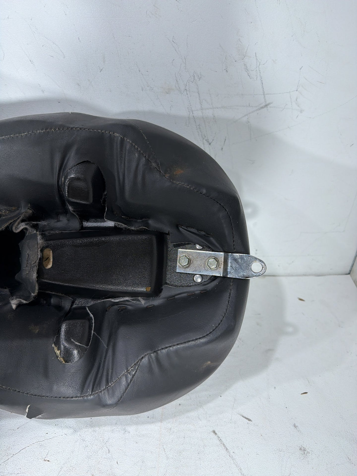 2004 Harley Electra Glide Touring Ultra OEM Passenger Rider Driver Seat Saddle