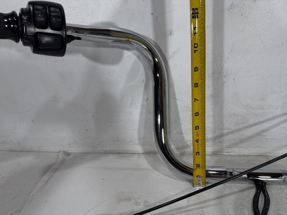 2011 Harley Softail Deluxe FLSTN OEM Handlebars Left Right Switches Controls