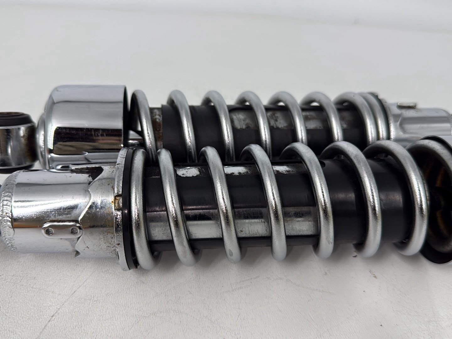 2005 Harley Sportster XL883C 883 Custom OEM Rear Left Right Shock Absorbers