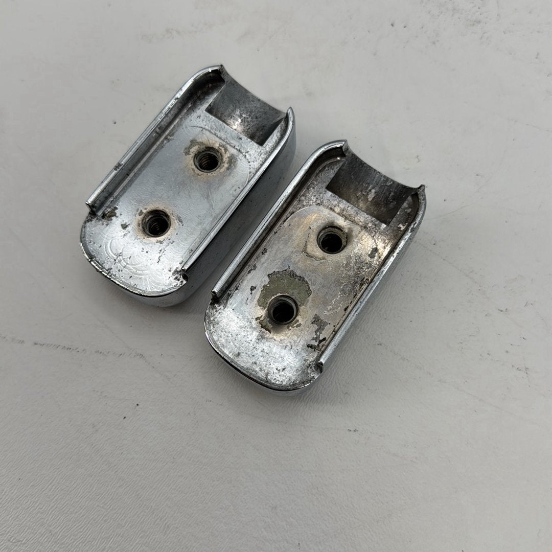 1999 - 2006 Harley-Davidson Touring Road King Left & Right Saddlebag Mount Brackets Covers Trim
